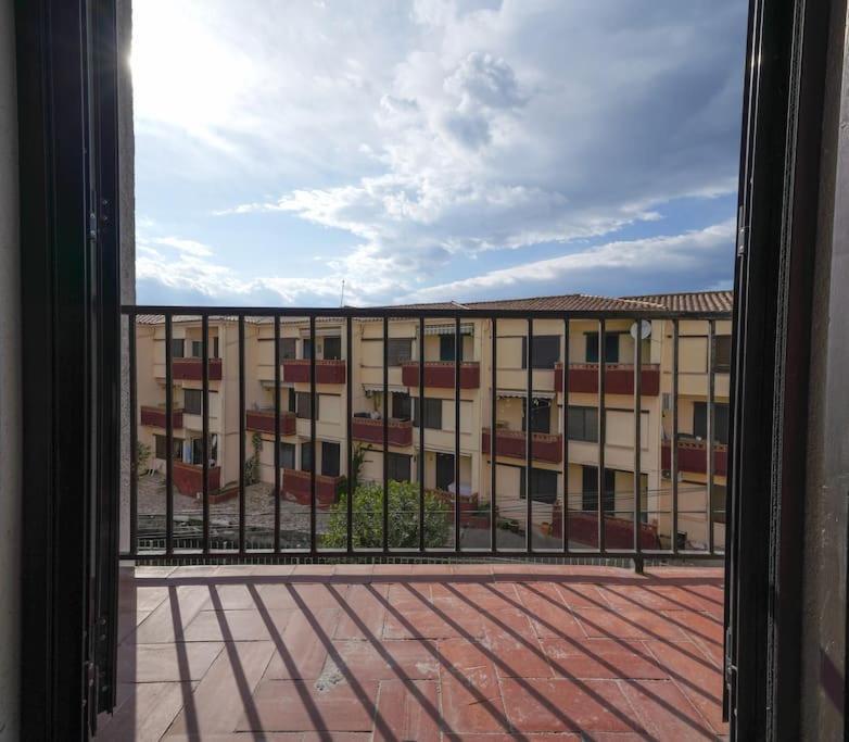 Bonito Apartamento Equipado, Cerca De La Playa เอมปูเรียบราบา ภายนอก รูปภาพ