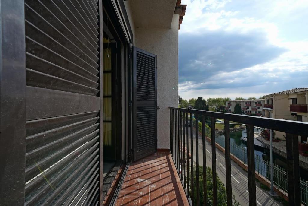 Bonito Apartamento Equipado, Cerca De La Playa เอมปูเรียบราบา ภายนอก รูปภาพ